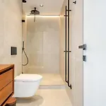 Beachfront Skyline Retreat * Ostend