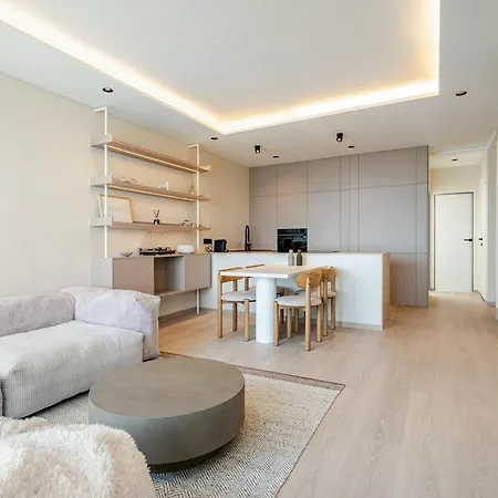 Apartment Beachfront Skyline Retreat *